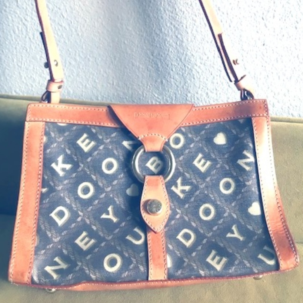 Dooney & Bourke Shoulder bag